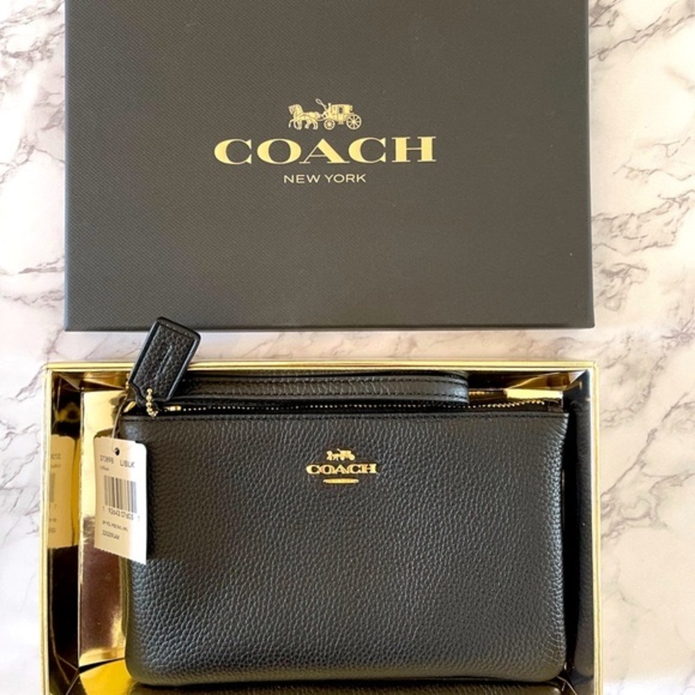 COACH Small Wristlet NWT/Brand New—Polished Pebbled Leather in Black